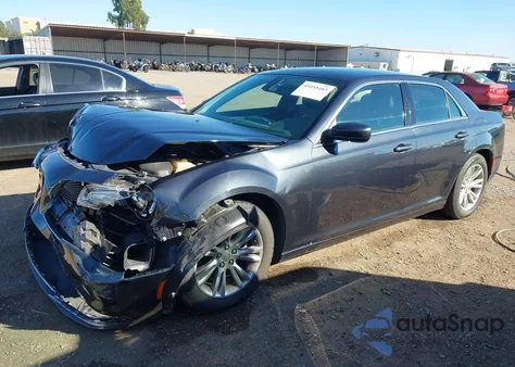 2019 Chrysler 300 Touring L из США, поврежденный, VIN 2C3CCAAG9KH616997